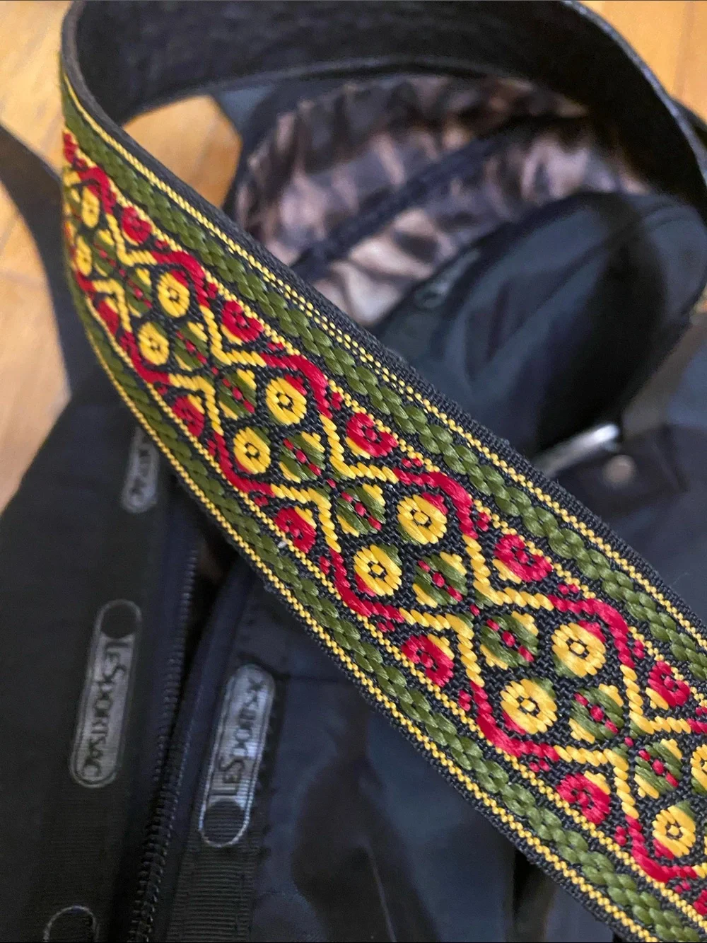 L.A.M.B by Gwen Stefani x LeSportsac Small Duffel - Picture 14 of 14